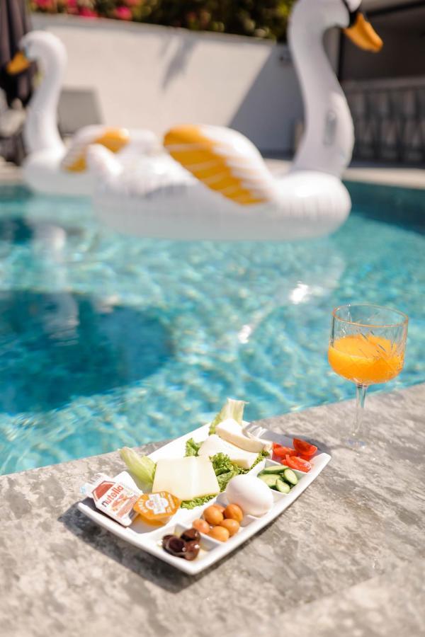 Swan Boutique Hotel Bodrum Esterno foto